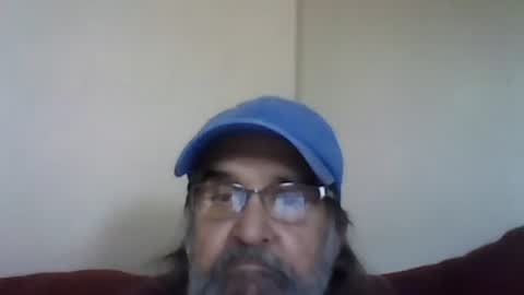 1valentine online show from December 14, 5:18 pm