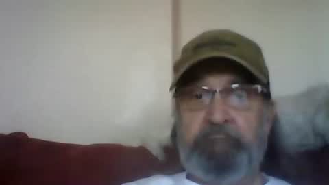 Snapshot of 1valentine chatting on May 3, 2:34 pm 1valentine online show from May 3, 2:34 pm