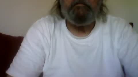 Snapshot of 1valentine chatting on May 7, 7:19 pm 1valentine online show from May 7, 7:19 pm