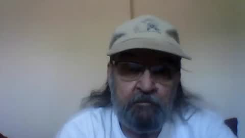 Snapshot of 1valentine chatting on May 13, 7:00 pm 1valentine online show from May 13, 7:00 pm