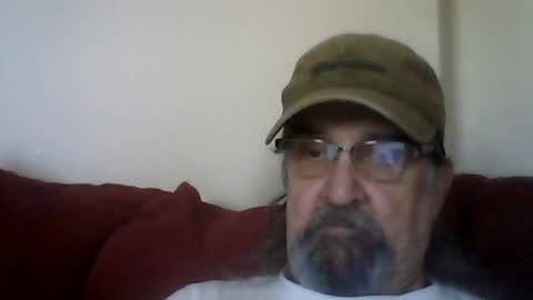 Snapshot of 1valentine chatting on June 14, 1:46 pm 1valentine online show from June 14, 1:46 pm