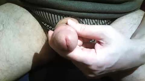 Snapshot of 2001uwuk chatting on March 29, 7:36 pm 2001uwuk online show from March 29, 7:36 pm