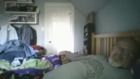 Snapshot of 2003dynawideglide chatting on November 1, 7:27 pm 2003dynawideglide online show from November 1, 7:27 pm