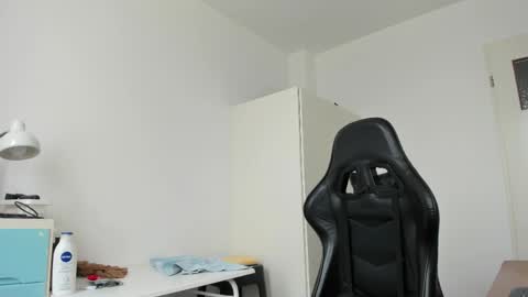 Henk online show from March 21, 11:59 am