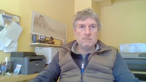 Snapshot of 22esserre chatting on May 18, 2:56 pm 22esserre online show from May 18, 2:56 pm