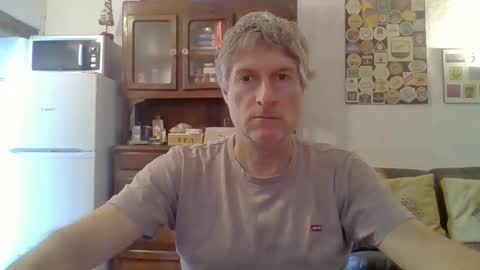 Snapshot of 22esserre chatting on May 29, 11:41 am 22esserre online show from May 29, 11:41 am
