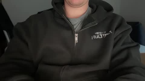 Snapshot of 22horny_max chatting on November 6, 3:57 pm 22horny_max online show from November 6, 3:57 pm