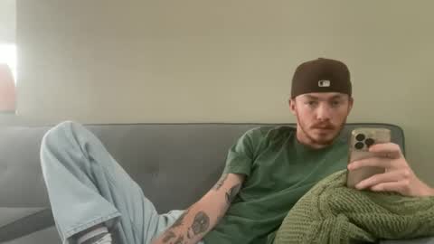 Snapshot of 26sneakers chatting on September 30, 10:37 pm 26sneakers online show from September 30, 10:37 pm