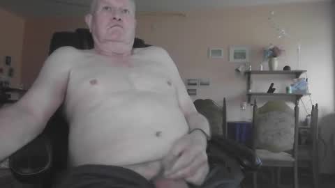 Snapshot of 29famila chatting on November 16, 1:17 pm 29famila online show from November 16, 1:17 pm