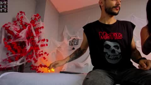 2_fire online show from October 29, 8:32 pm