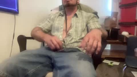 Snapshot of 2addictivelyhorny chatting on January 5, 10:08 pm Jake n Judy online show from January 5, 10:08 pm