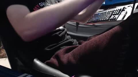 cheif online show from December 5, 1:25 am