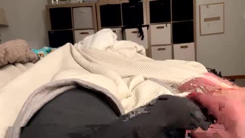 Snapshot of 2centz chatting on January 1, 6:15 am 2centz online show from January 1, 6:15 am