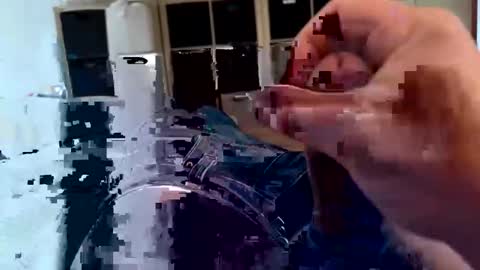 Snapshot of 2centz chatting on February 24, 6:26 pm 2centz online show from February 24, 6:26 pm