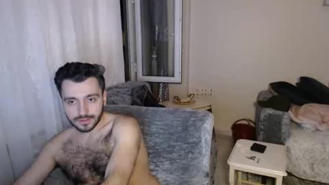 Snapshot of 2handsomeman chatting on May 6, 10:48 pm Berk online show from May 6, 10:48 pm