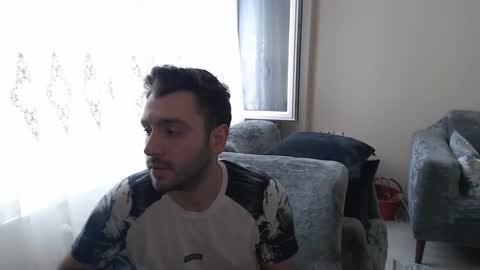 Snapshot of 2handsomeman chatting on May 14, 12:01 pm Berk online show from May 14, 12:01 pm