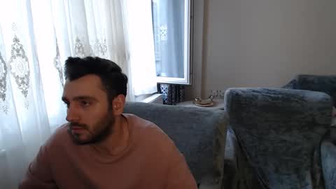 Snapshot of 2handsomeman chatting on May 19, 3:24 am Berk online show from May 19, 3:24 am