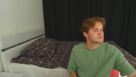 Snapshot of 2nc_ chatting on September 26, 2:32 pm Eleot online show from September 26, 2:32 pm