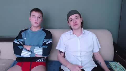 Snapshot of 2nc_ chatting on September 30, 7:24 am Eleot online show from September 30, 7:24 am