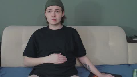 Snapshot of 2nc_ chatting on October 27, 10:19 am Eleot online show from October 27, 10:19 am