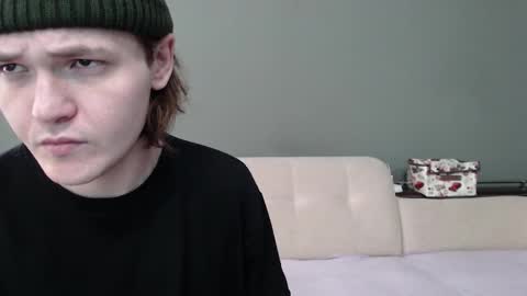 Snapshot of 2nc_ chatting on November 24, 7:30 am Eleot online show from November 24, 7:30 am