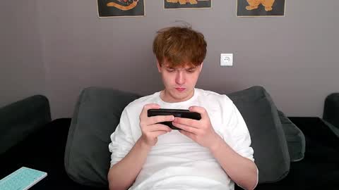 Snapshot of 2nc_ chatting on May 11, 6:49 pm Eleot online show from May 11, 6:49 pm