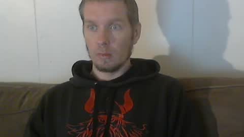 2small4you83 online show from December 19, 9:28 pm