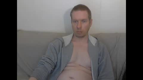 2small4you83 online show from February 24, 11:30 am