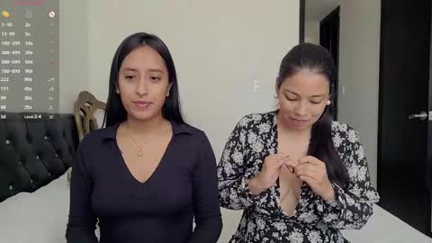 Dalilah and Tarah online show from January 19, 3:32 pm