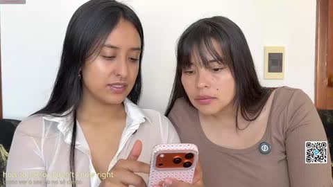 Dalilah and Tarah online show from April 26, 3:21 pm