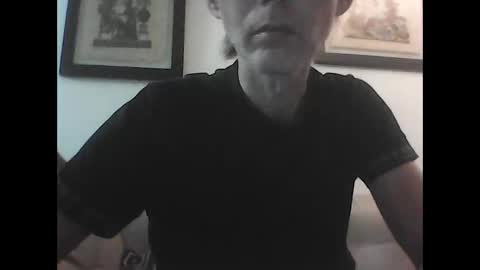 Snapshot of 34colombiano34 chatting on April 8, 6:35 am 34colombiano34 online show from April 8, 6:35 am