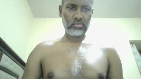 Snapshot of 3rdlegstroker chatting on April 6, 3:04 am Str0ker online show from April 6, 3:04 am