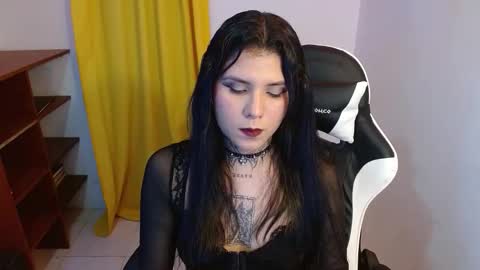 erika online show from November 2, 3:42 am