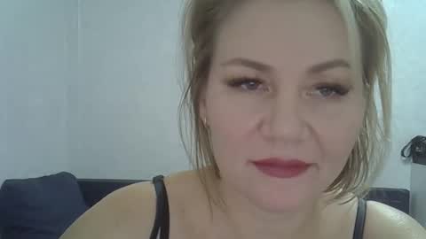 3susie online show from October 22, 10:04 am