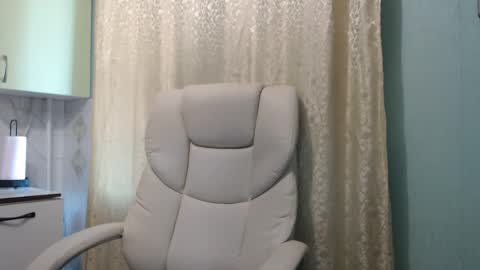 Snapshot of 3sweetcandy3 chatting on May 6, 9:36 am 3sweetcandy3 online show from May 6, 9:36 am