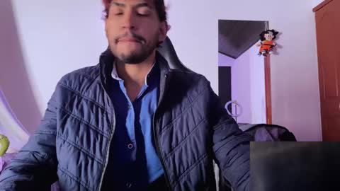 E V I L online show from November 17, 9:09 pm