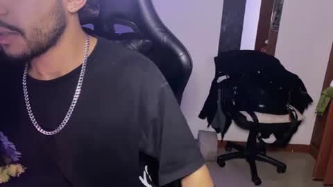 E V I L online show from November 30, 11:31 pm