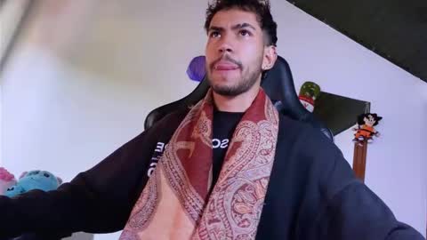 E V I L online show from December 15, 7:40 pm