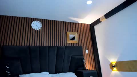 3X NAXAA online show from October 26, 12:44 pm