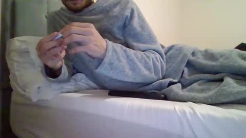 420feetloverr420 online show from October 12, 9:08 am