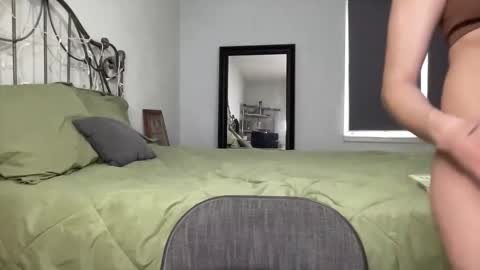 Snapshot of 420kc_couple chatting on May 5, 3:53 pm KC420Couple online show from May 5, 3:53 pm
