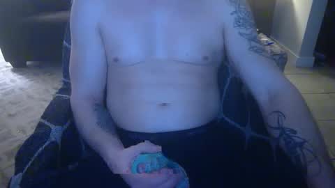 Snapshot of 42o_blah chatting on December 29, 1:56 am 42o_blah online show from December 29, 1:56 am