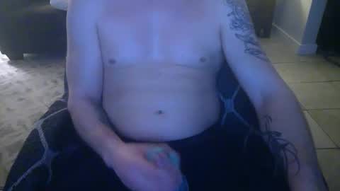 Snapshot of 42o_blah chatting on January 10, 2:57 am 42o_blah online show from January 10, 2:57 am