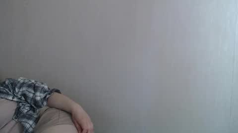 Snapshot of 444____ chatting on April 25, 7:44 am Katya online show from April 25, 7:44 am