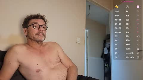 44titouan44 online show from October 21, 2:40 pm