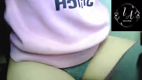 Snapshot of 4lexia chatting on March 11, 3:23 pm Ixela online show from March 11, 3:23 pm