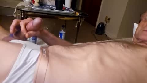 Snapshot of 60zeus60 chatting on December 12, 8:03 am Zeus online show from December 12, 8:03 am