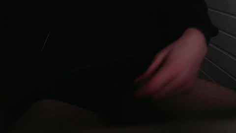 Snapshot of 64293boy chatting on February 7, 2:59 am 64293boy online show from February 7, 2:59 am