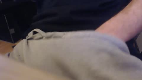 Snapshot of 64293boy chatting on March 9, 2:59 am 64293boy online show from March 9, 2:59 am