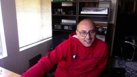 daddy vegas  for single women and couples here online show from December 8, 8:25 pm